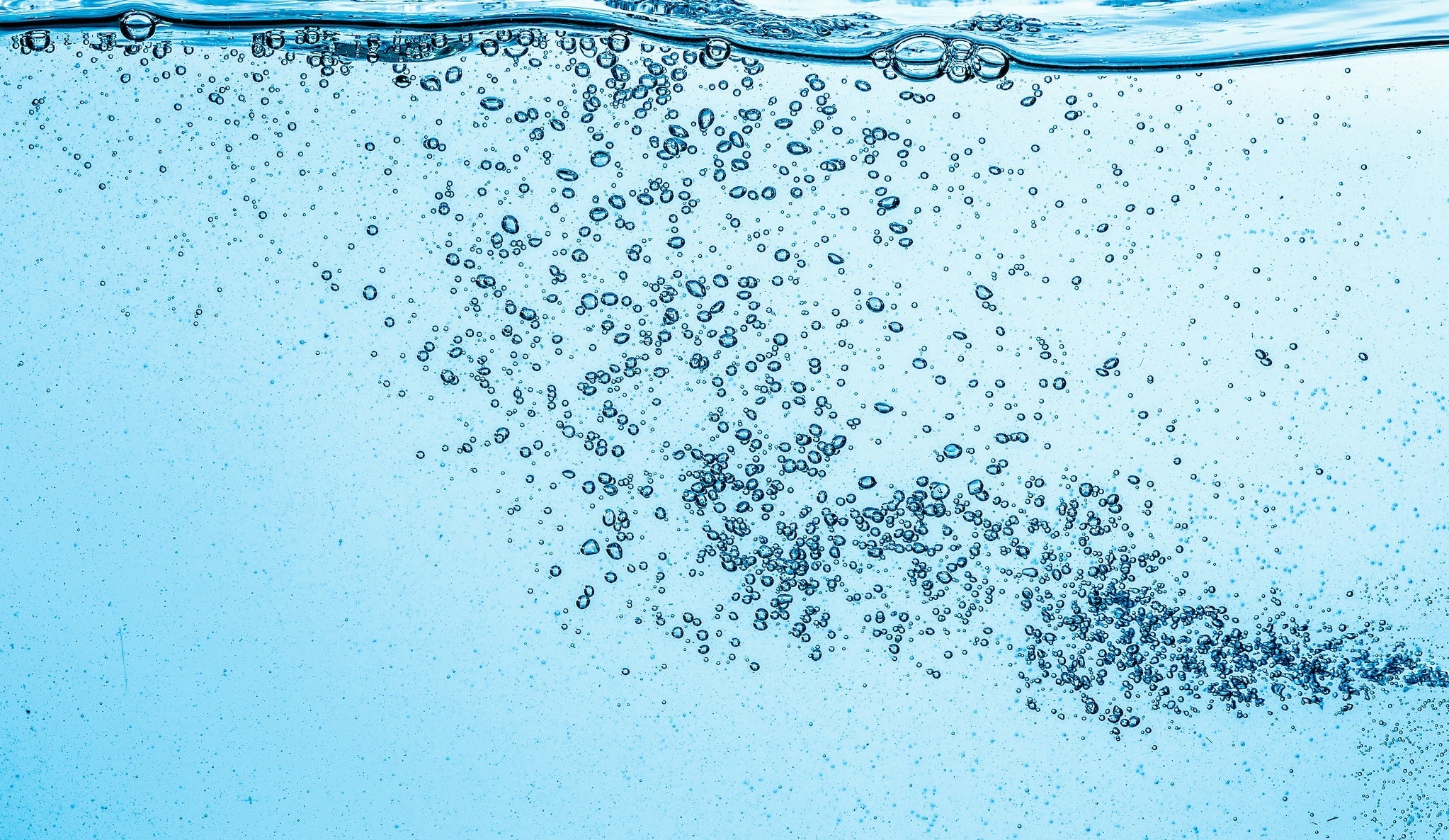 Water with bubbles